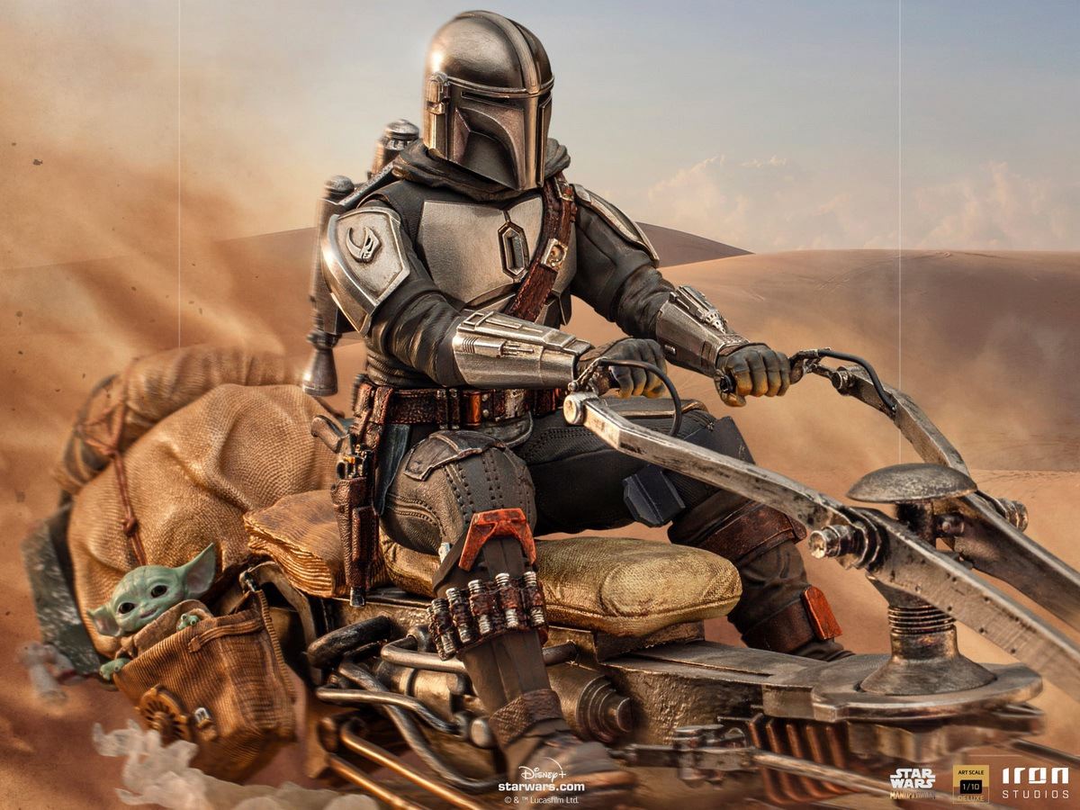 The Mandalorian on Speederbike Deluxe Art Scale 1/10