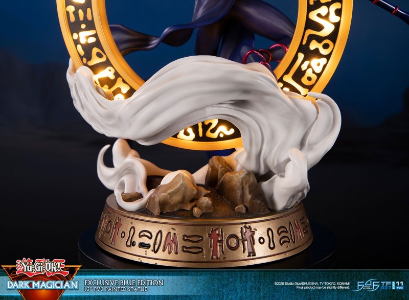 YU-GI-OH! – DARK MAGICIAN (EXCLUSIVE PURPLE/BLUE EDITION, DEFINITIVE PURPLE/BLUE EDITION)