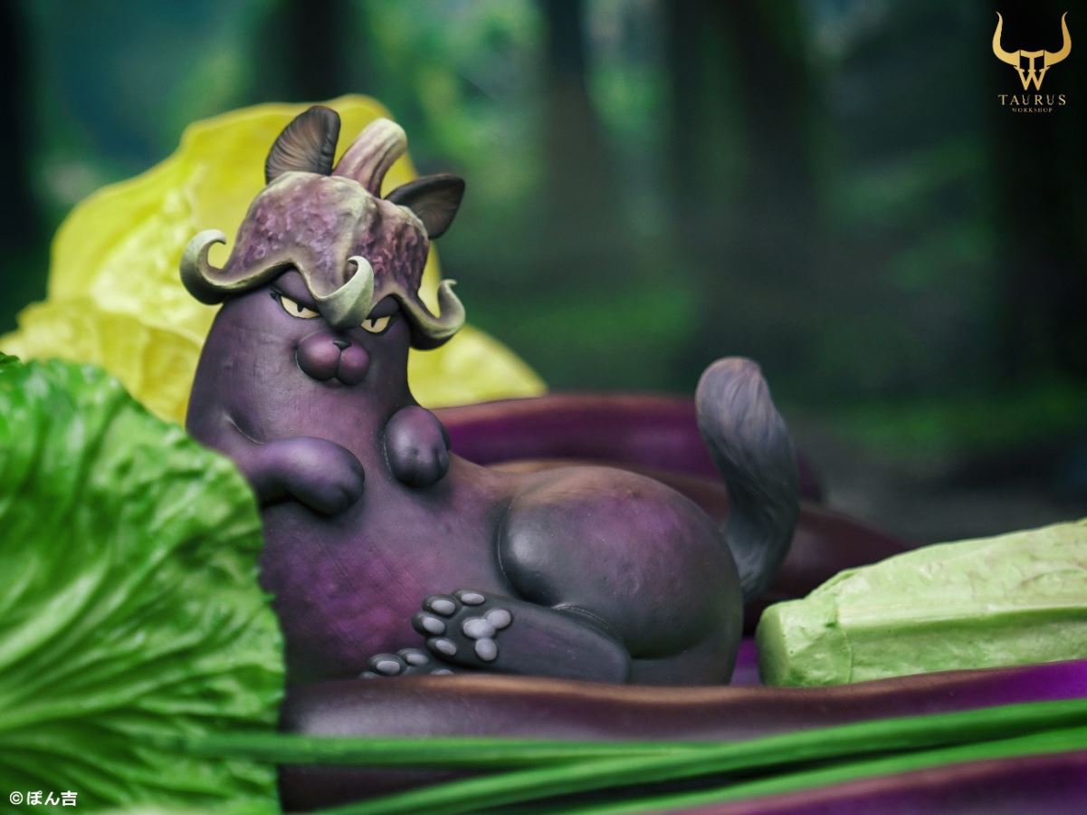 Wild Vegetable Wizard - Eggplant Cat
