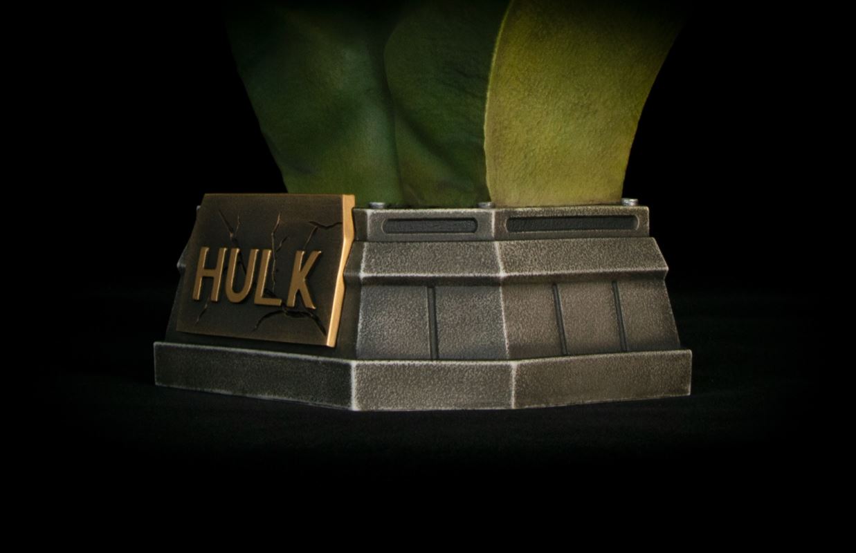 IRON Hulk bust - Avengers