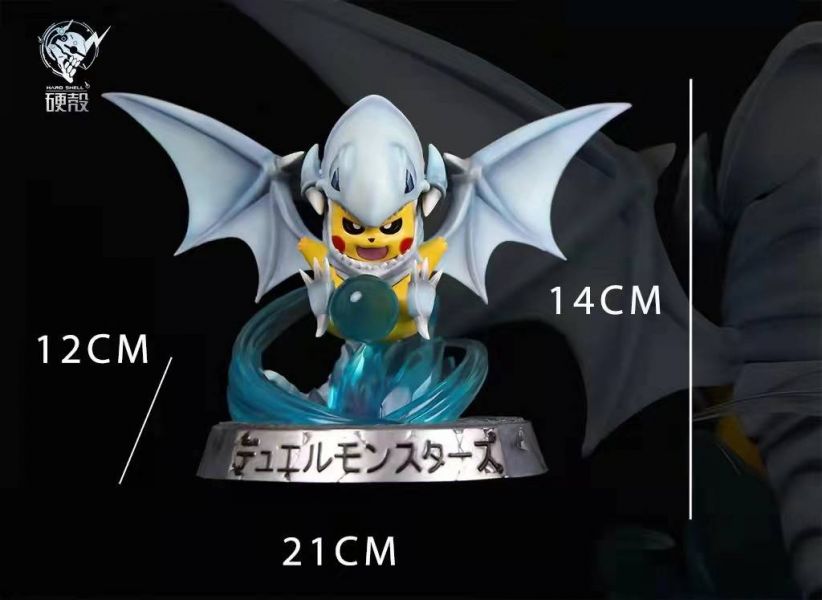 Pikachu cos Blue Eye