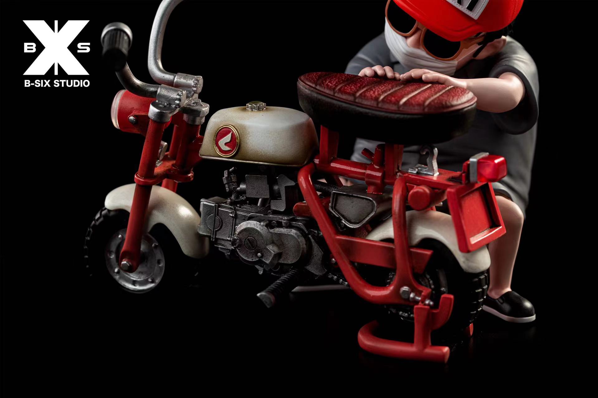 Tori repair bike - Dragon Ball