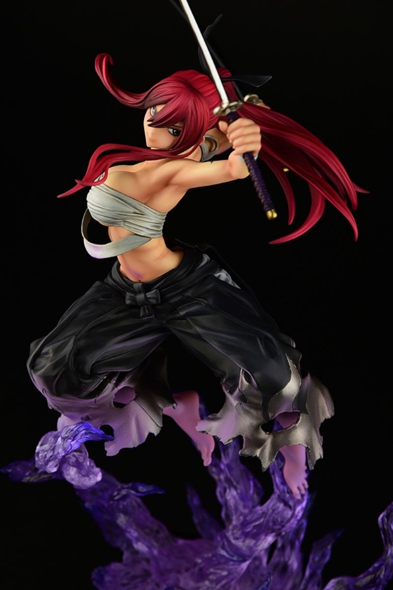 Erza Scarlet Samurai-Light Flame Manjo-ver (Red / Jet Black)