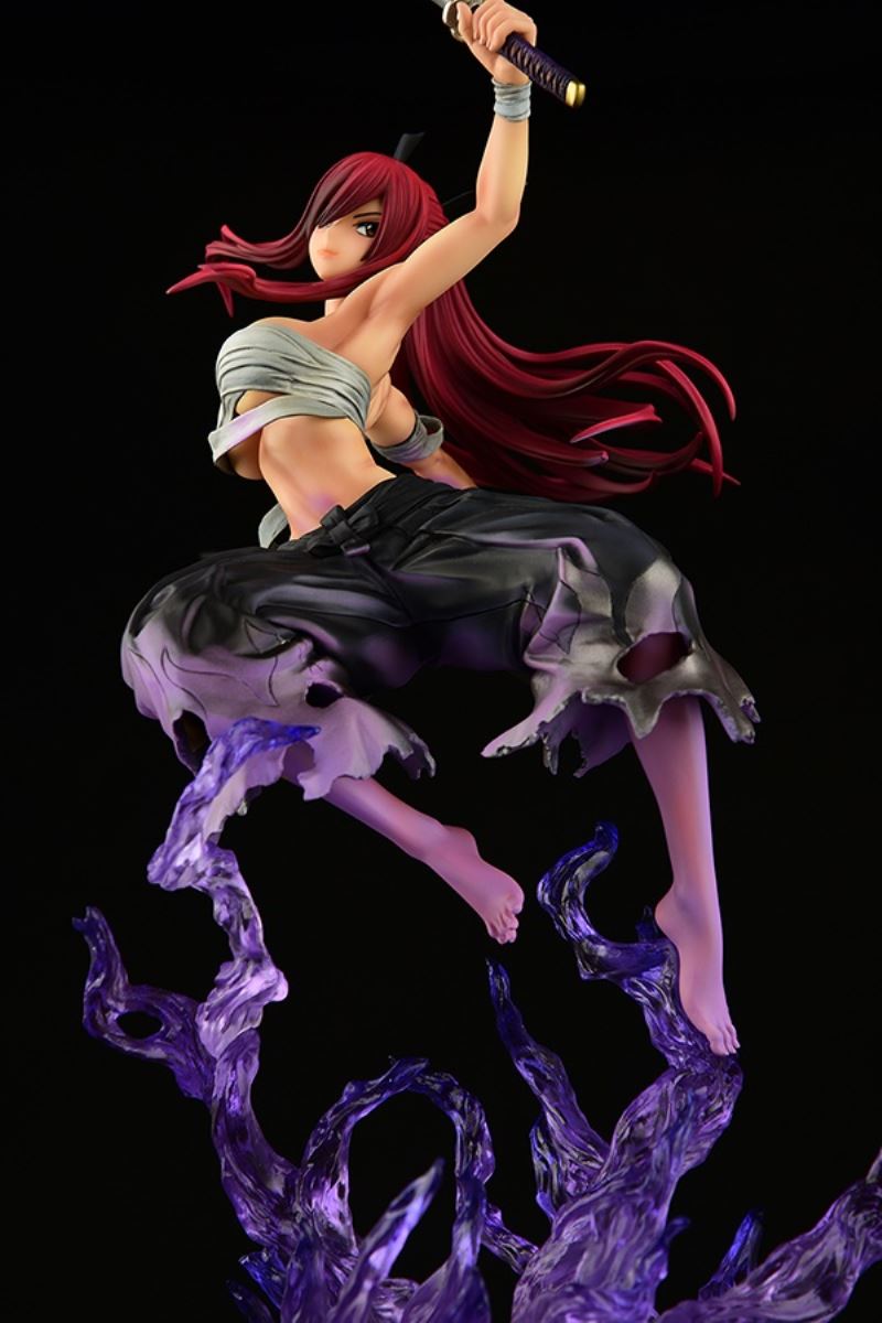 Erza Scarlet Samurai-Light Flame Manjo-ver (Red / Jet Black)