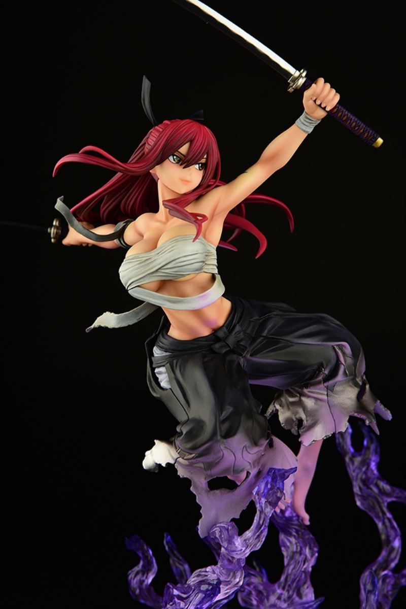 Erza Scarlet Samurai-Light Flame Manjo-ver (Red / Jet Black)