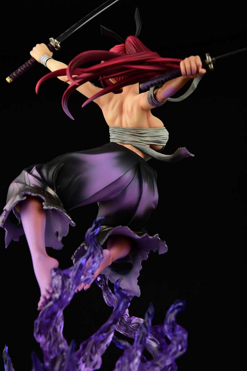 Erza Scarlet Samurai-Light Flame Manjo-ver (Red / Jet Black)