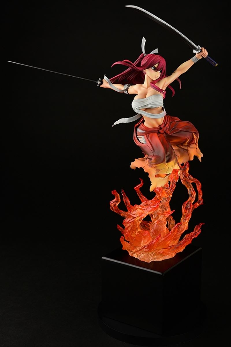Erza Scarlet Samurai-Light Flame Manjo-ver (Red / Jet Black)