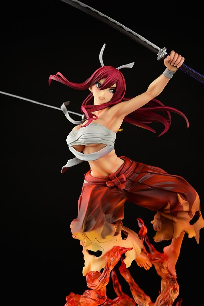 Erza Scarlet Samurai-Light Flame Manjo-ver (Red / Jet Black)