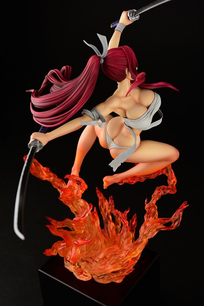 Erza Scarlet Samurai-Light Flame Manjo-ver (Red / Jet Black)