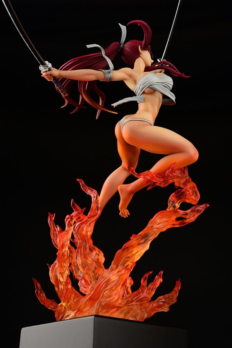 Erza Scarlet Samurai-Light Flame Manjo-ver (Red / Jet Black)
