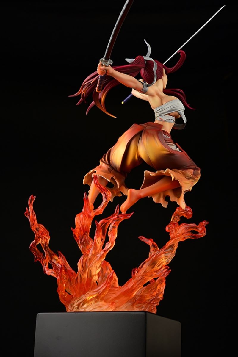 Erza Scarlet Samurai-Light Flame Manjo-ver (Red / Jet Black)