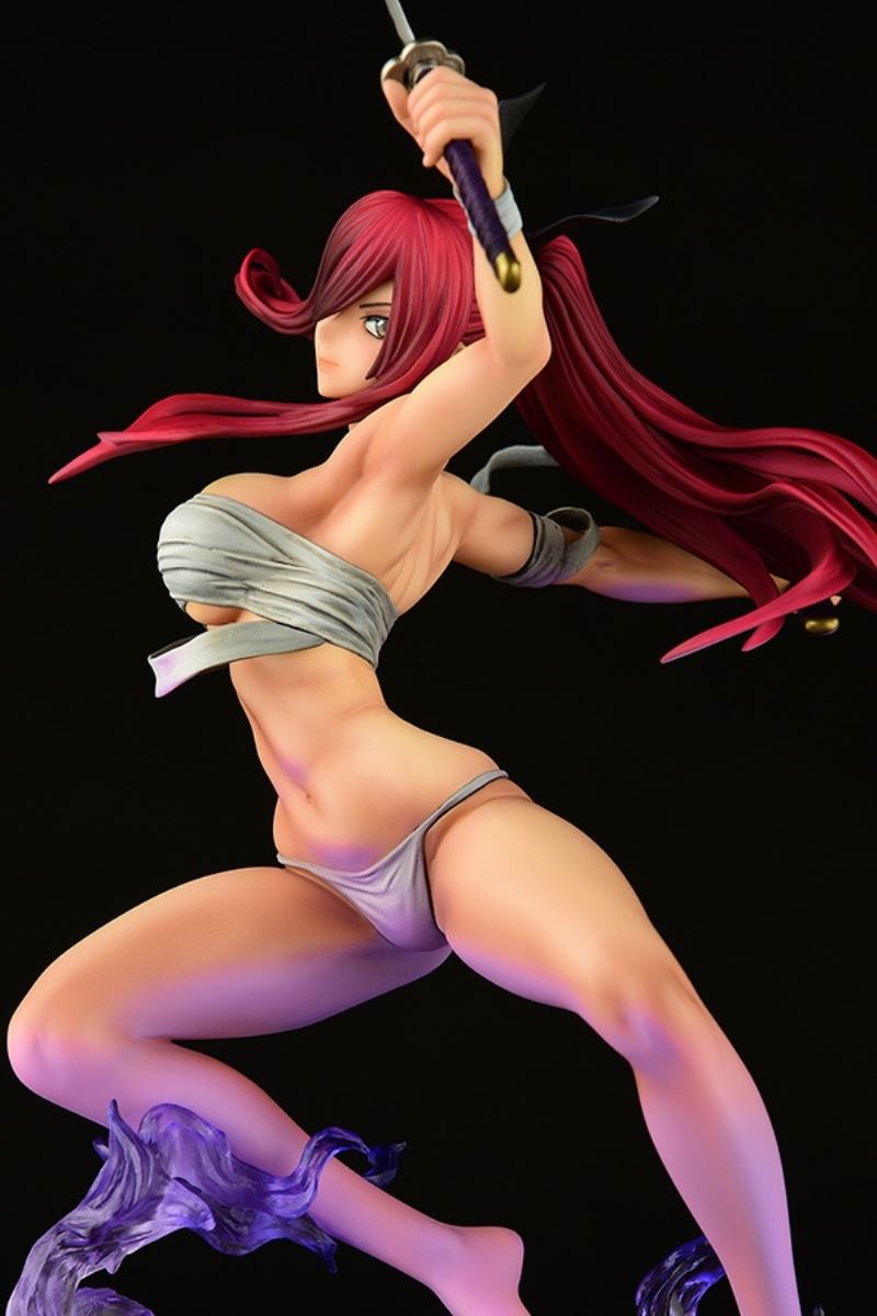 Erza Scarlet Samurai-Light Flame Manjo-ver (Red / Jet Black)