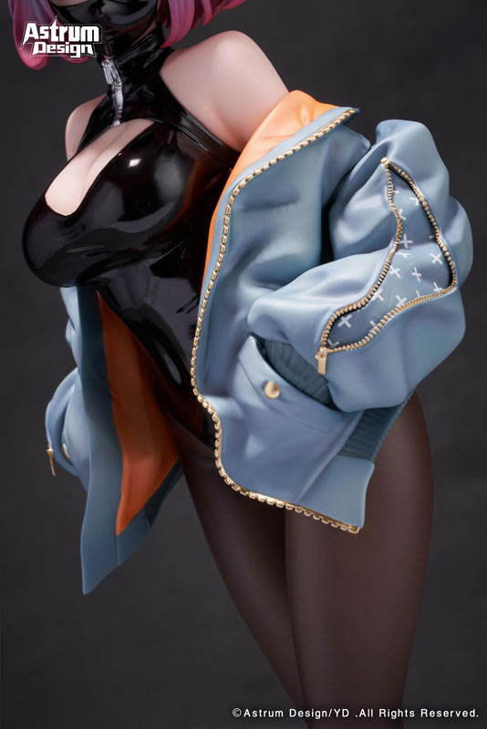 Luna illustration by YD 1/7