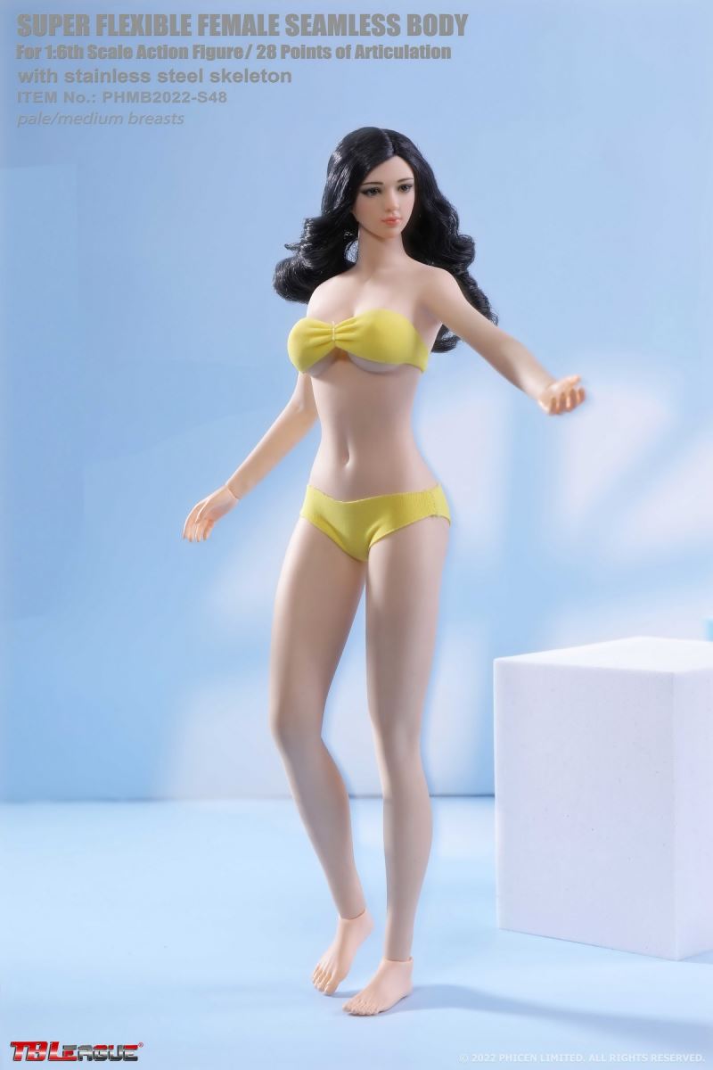 Female body with middle chest and feet 1/6