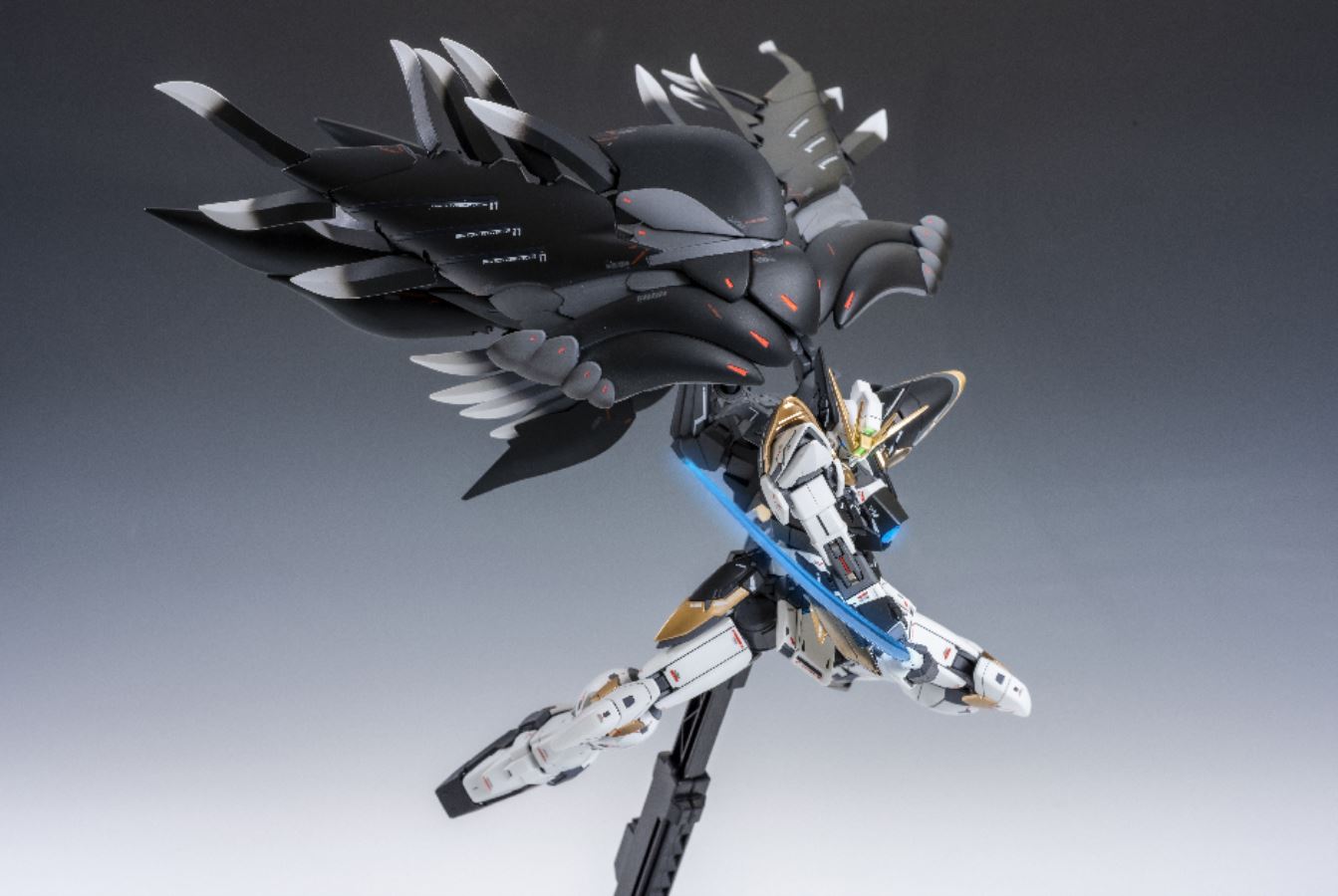 Bandai MG Wing Gundam Zero [Re colored Black Swan ver.]