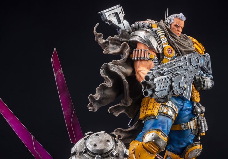 Cable FINE ART STATUE Signature Series Feat. Kucharek Brothers