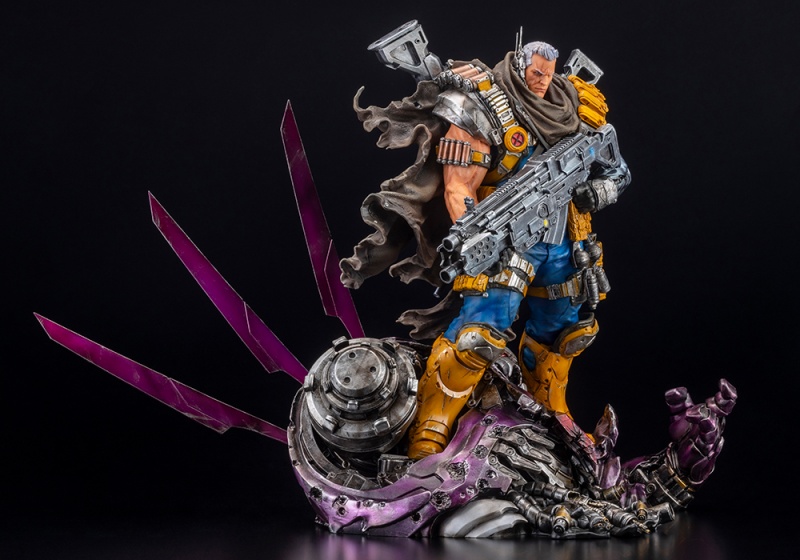 Cable FINE ART STATUE Signature Series Feat. Kucharek Brothers