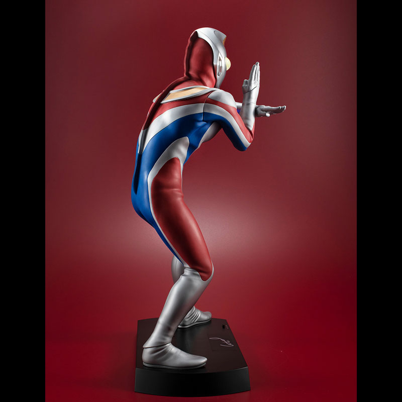 Ultimate Article Ultraman Dyna (Flash Type)