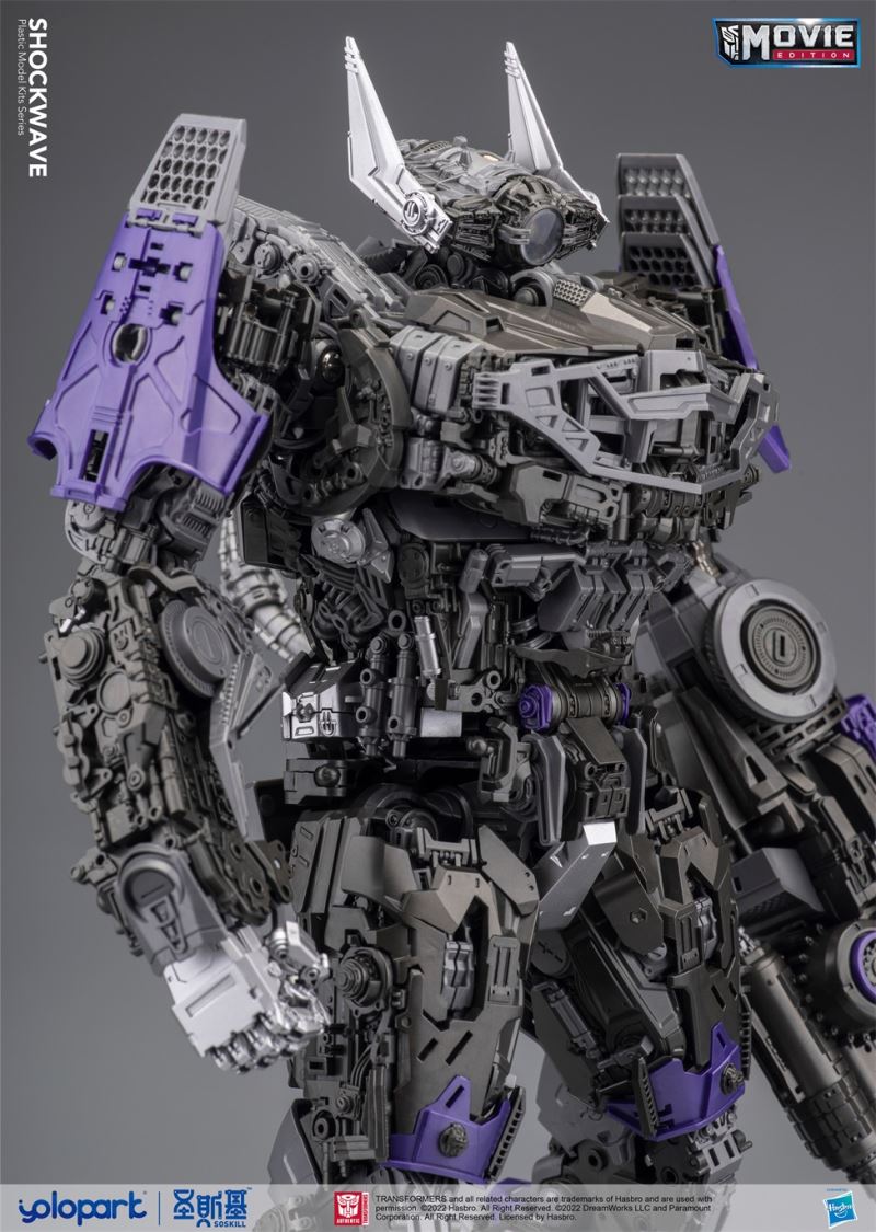 Transformer Bumblebee Movie - Shockwave