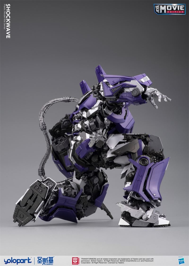 Transformer Bumblebee Movie - Shockwave