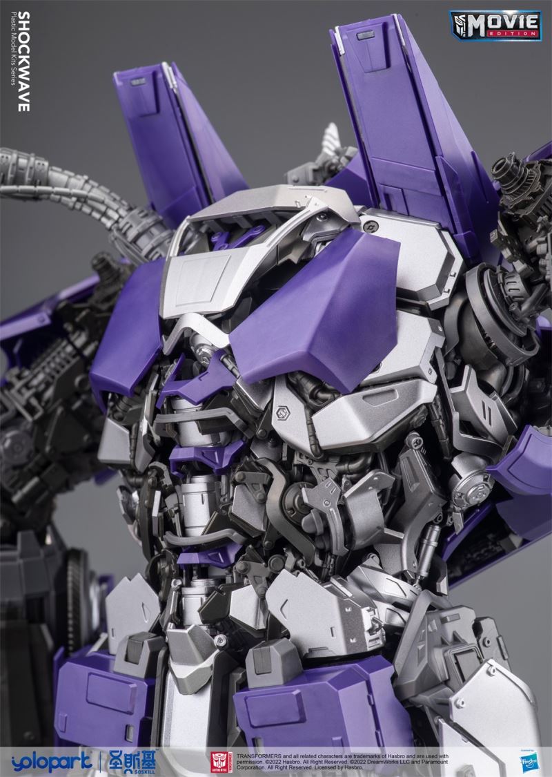 Transformer Bumblebee Movie - Shockwave