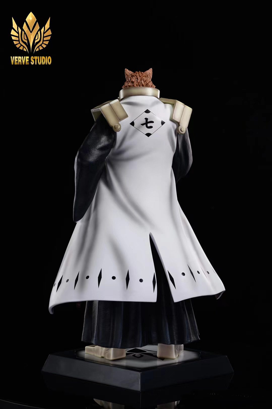 Sajin Komamura Shiba