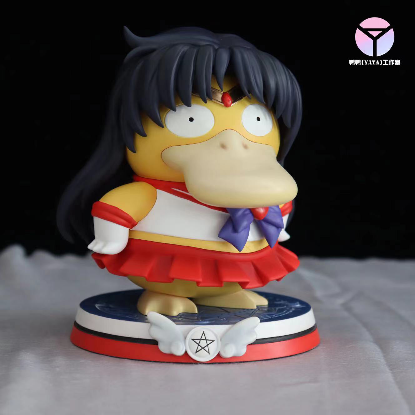 Sailor Mars / Rei Hino Cosplay Psyduck - Sailor Moon Pokemon