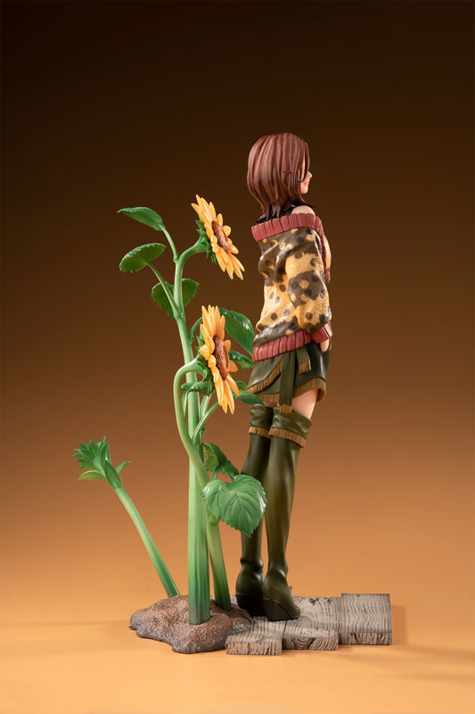 Nana Komatsu 1/8
