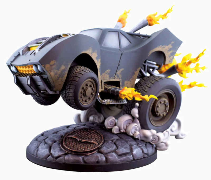 THE BATMAN DESIGNER SERIES BATMOBILE STATUE