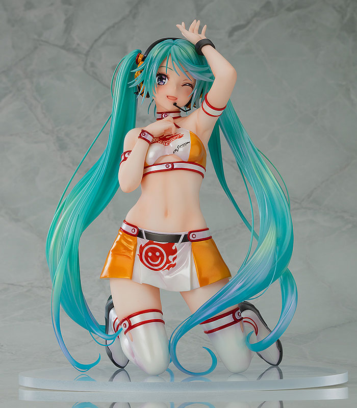 Hatsune Miku GT Project Racing Miku 2010Ver. Art by Kentaro Yabuki 1/7