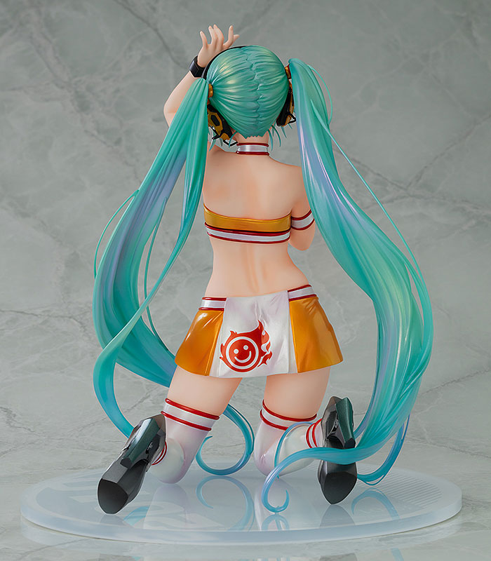 Hatsune Miku GT Project Racing Miku 2010Ver. Art by Kentaro Yabuki 1/7