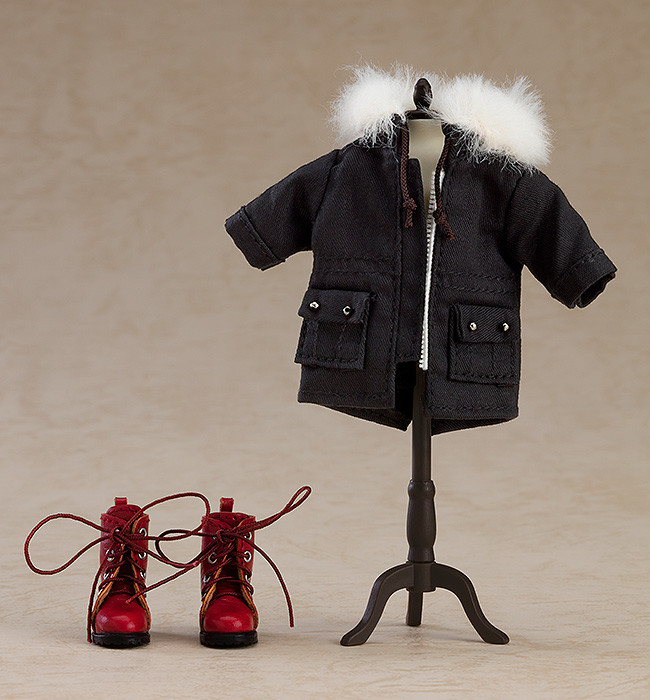 Nendoroid Doll Warm Set Boots & Duffle Coat & Mod Coat (Khaki / Black)