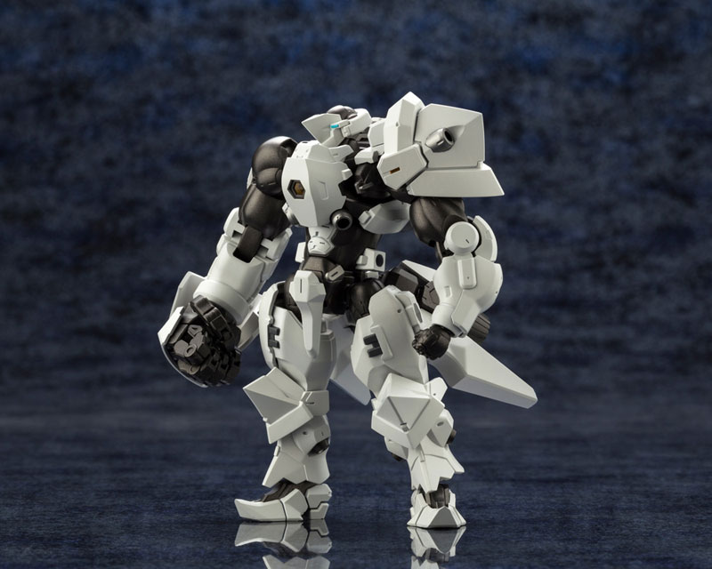 Hexa Gear Governor Heavy Armor Type: Rook 1/24 Kitblock