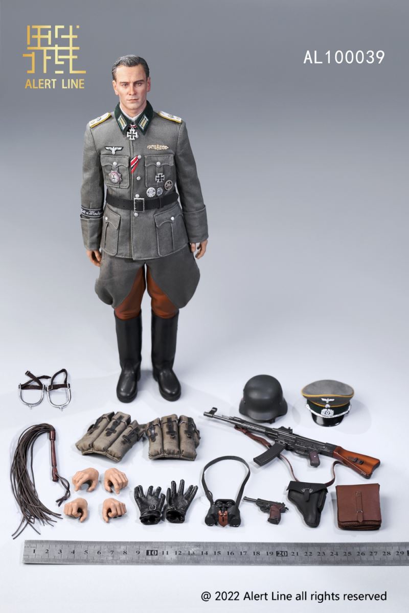 WWII German Cavalry Officer 1/6