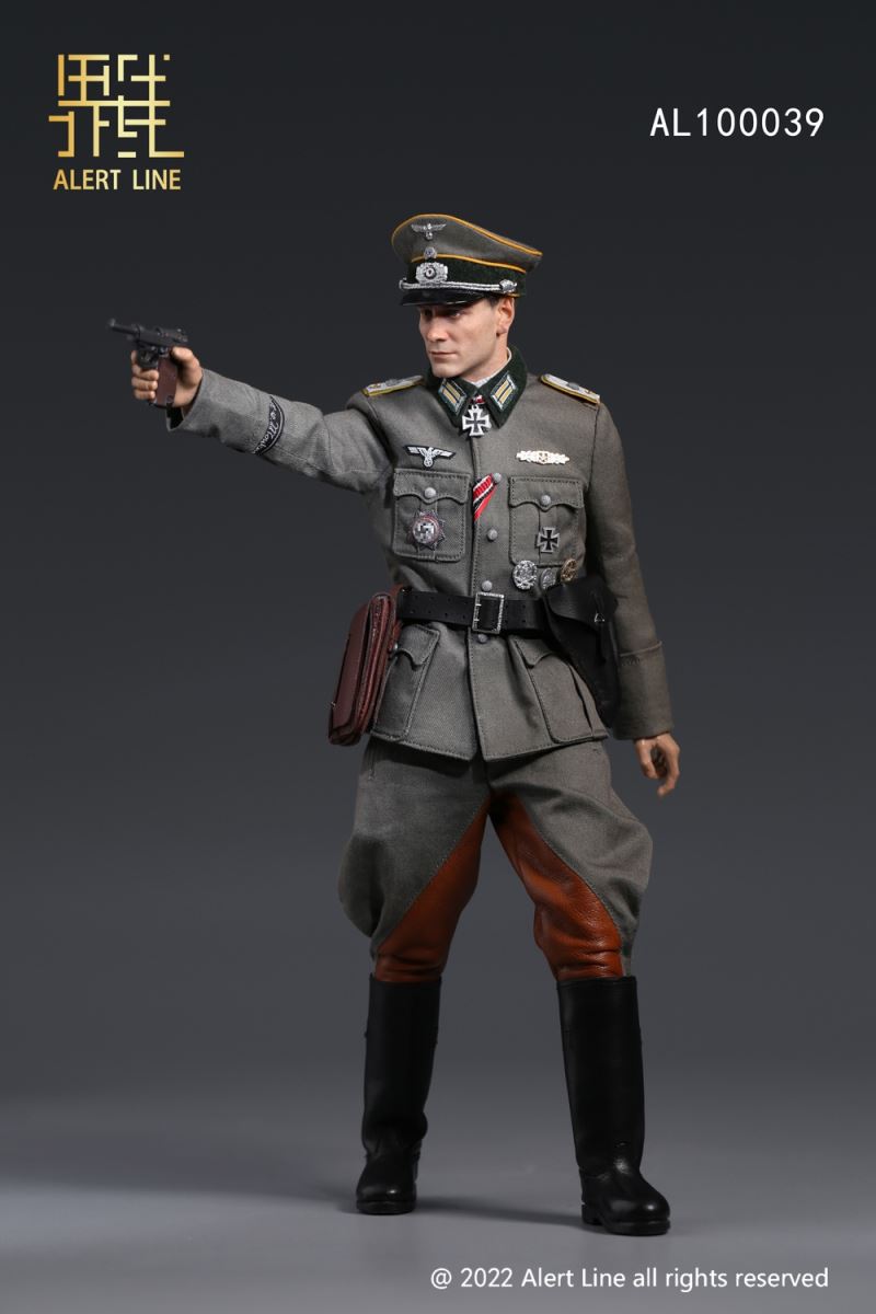 WWII German Cavalry Officer 1/6