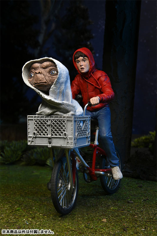 E.T. / E.T. & Elliott 40th Anniversary Display