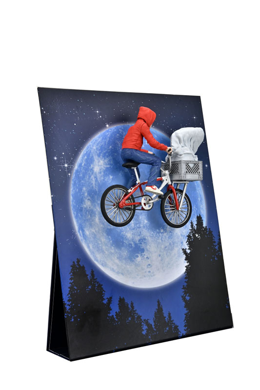 E.T. / E.T. & Elliott 40th Anniversary Display