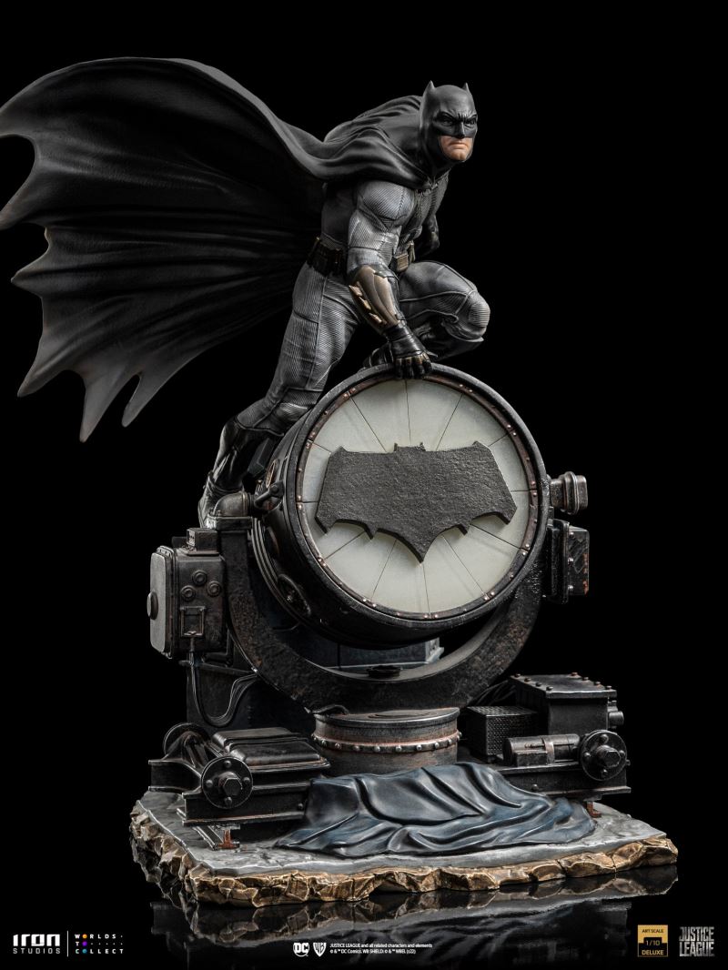 Batman on Batsignal Deluxe 1/10