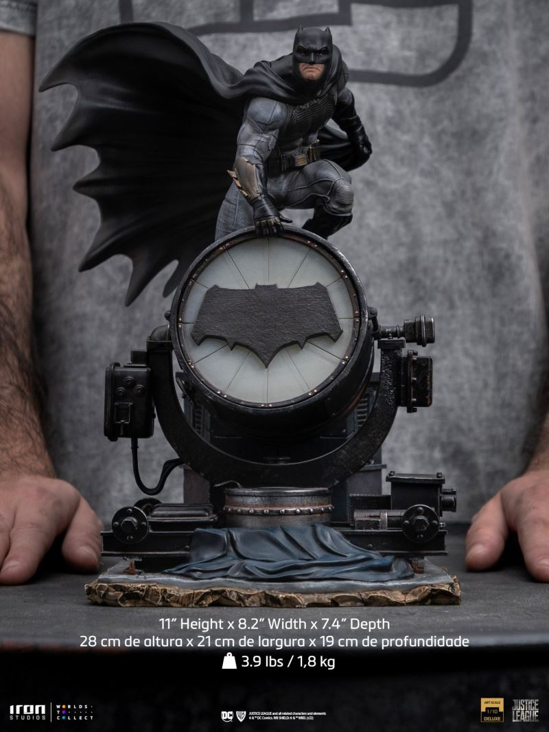Batman on Batsignal Deluxe 1/10