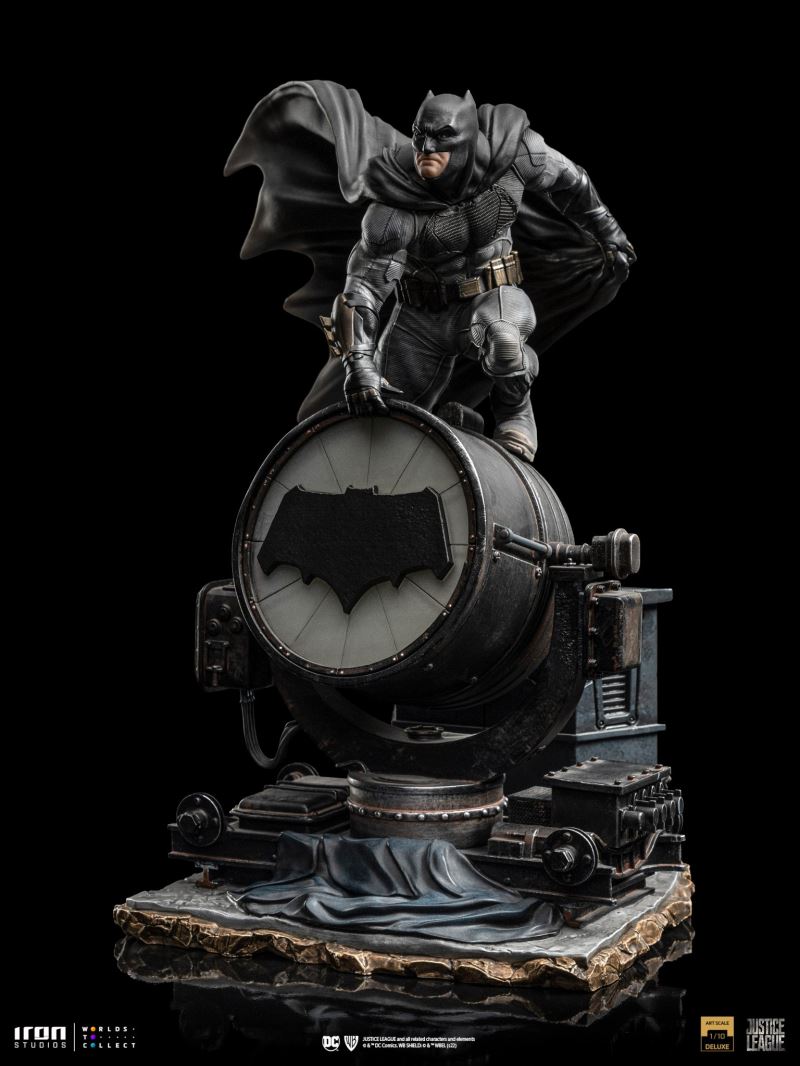 Batman on Batsignal Deluxe 1/10