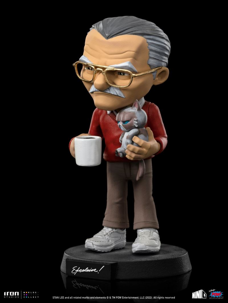 Stan Lee with Grumpy Cat Mini Co