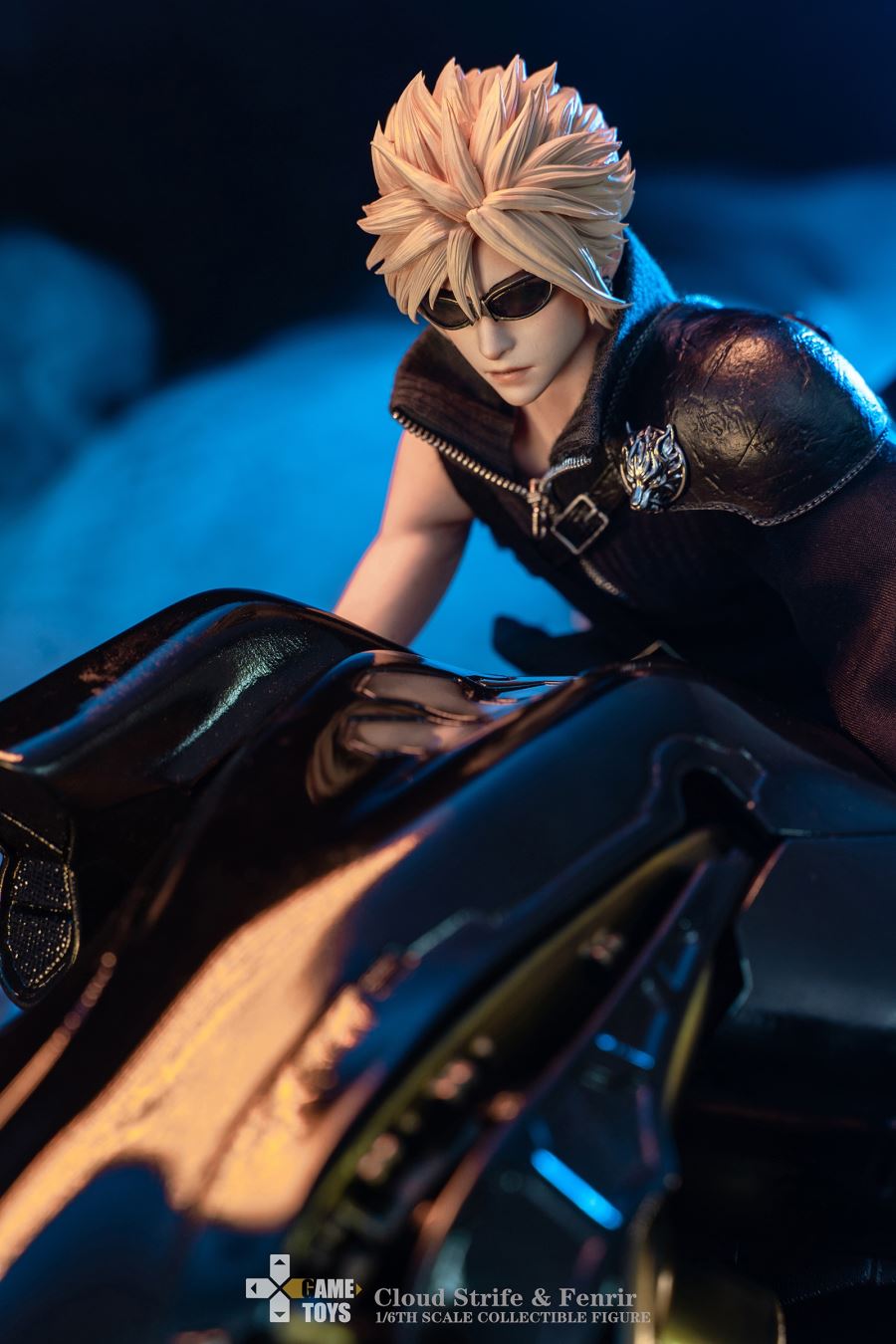 Cloud Strife Advent Children Ver & Fenrir [DX version]