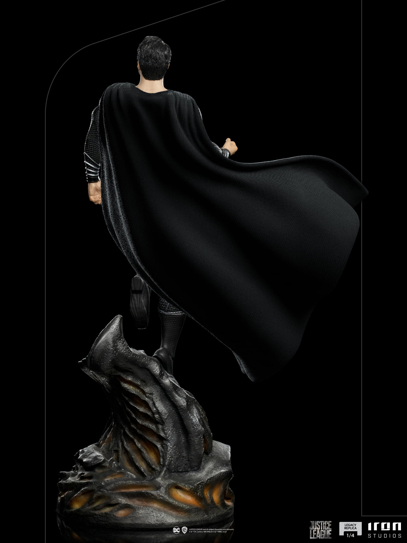 Superman Black Suit - Zack Snyder's Justice League – Legacy Replica 1/4