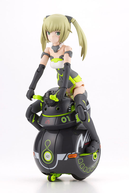 Frame Arms Girl INNOCENTIA [Racer] & NOSERU [Racing Spec Ver.]