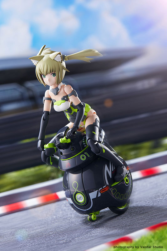 Frame Arms Girl INNOCENTIA [Racer] & NOSERU [Racing Spec Ver.]