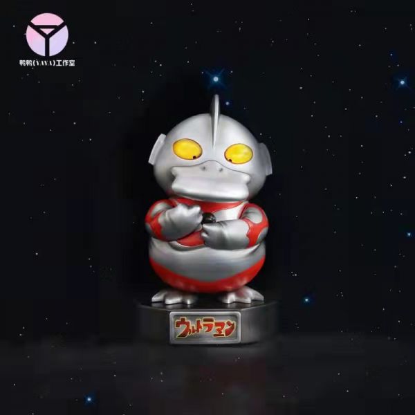 Psyduck cos Ultraman - Pokemon