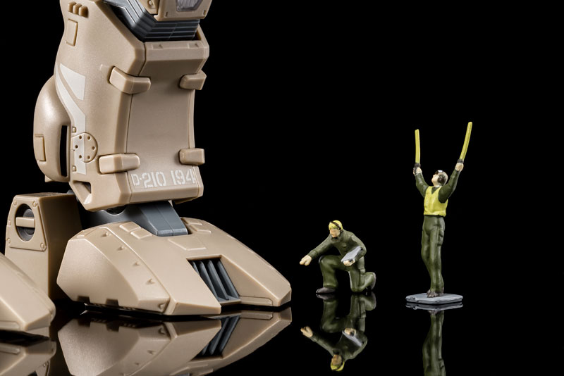 The Super Dimension Fortress Macross 1/60 MBR-04-Mk.IV Destroid Tomahawk
