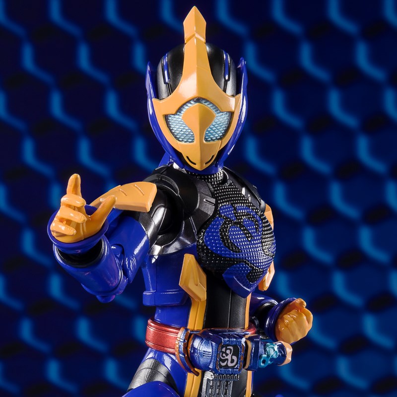 SHFiguarts Kamen Rider Jeanne Cobra Genome & Lovekov Peacock Genome
