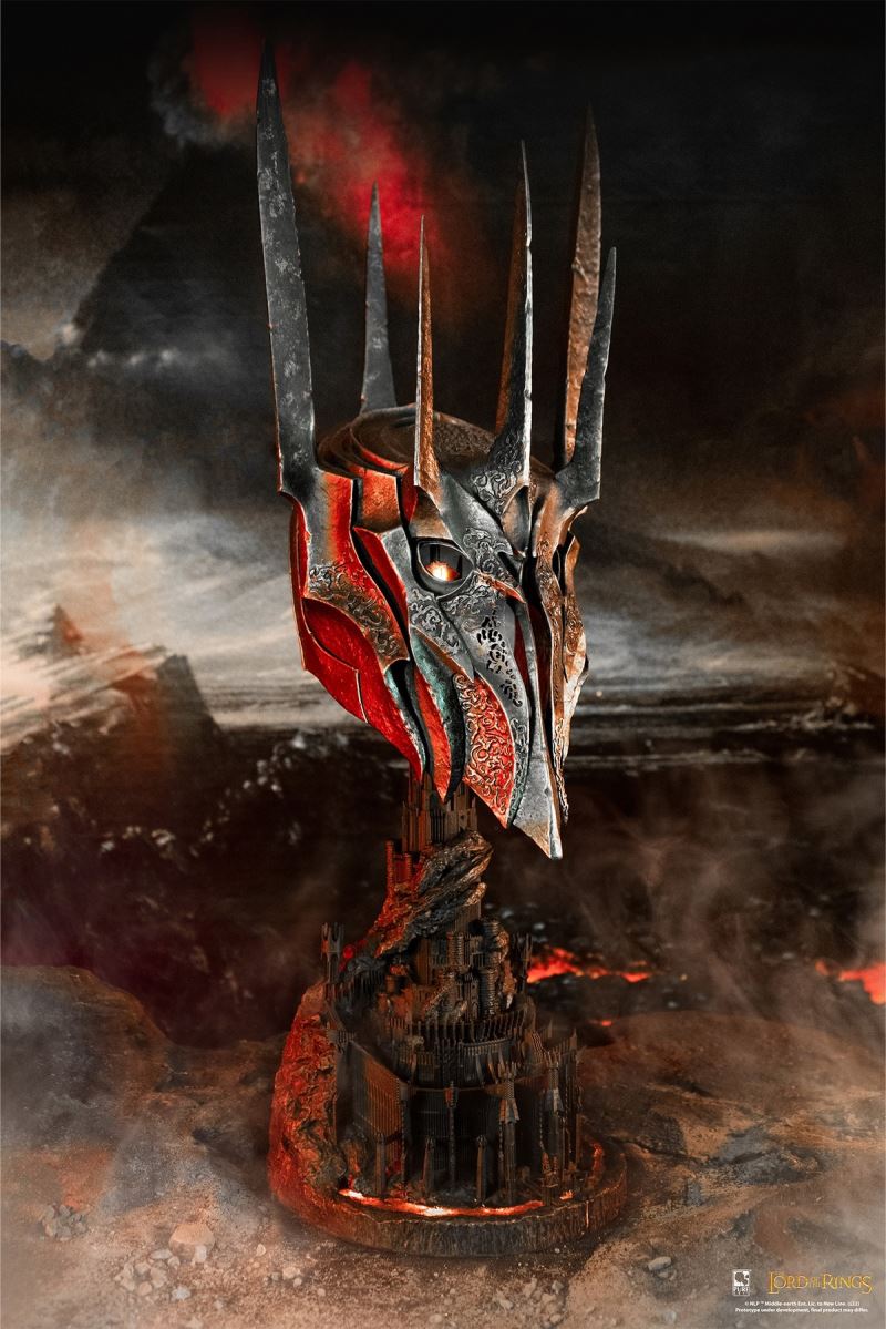 Lord of the Rings - Dark Lord Sauron/Sauron Helmet/Crown Statue 