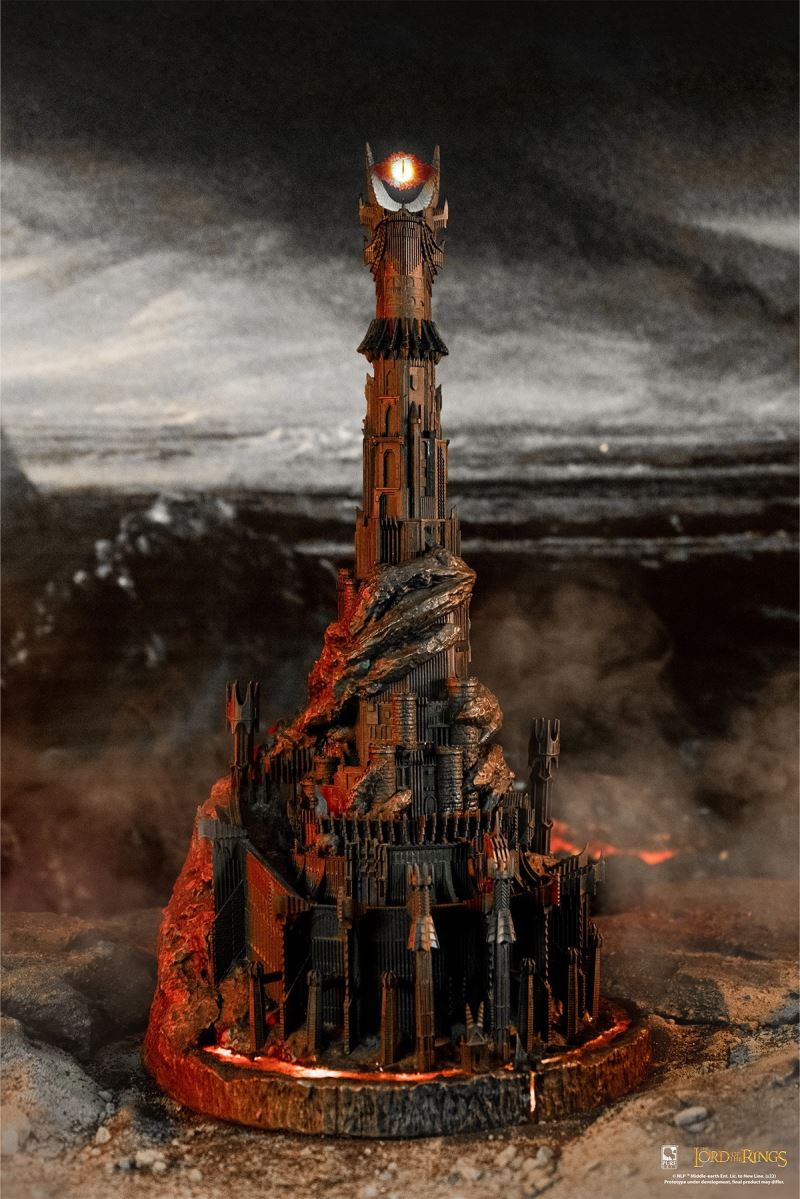 Lord of the Rings - Dark Lord Sauron/Sauron Helmet/Crown Statue 